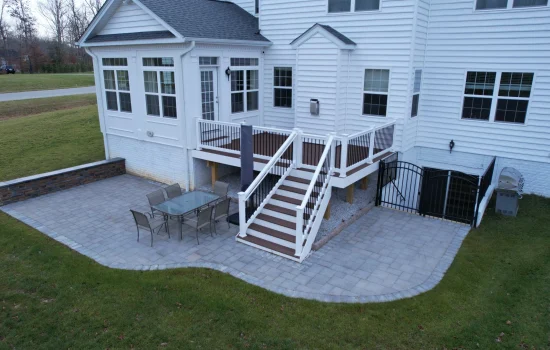 composite-decking-with-patio (2)-1